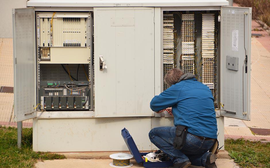 monteur électricien Saint-Just-en-Chaussée